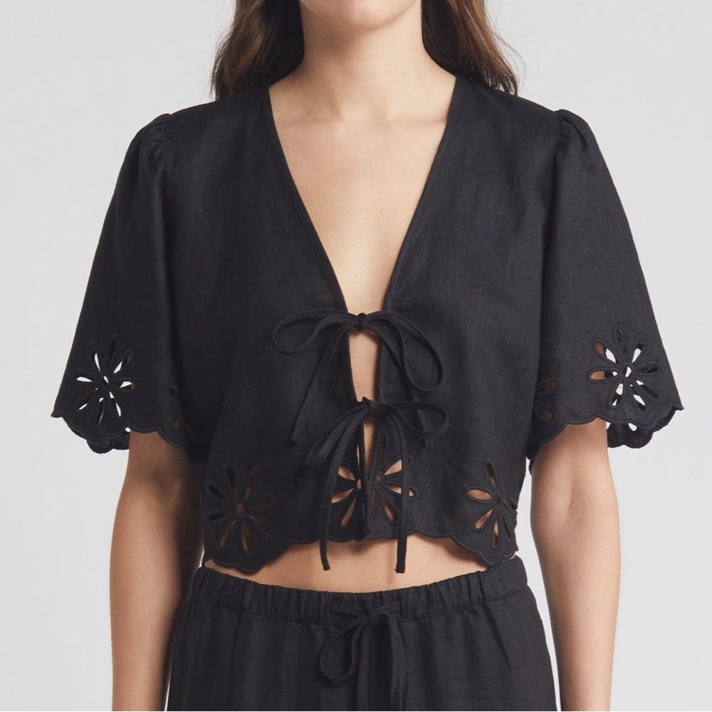 Rails Pari Eyelet Tie Front Linen Crop Top Black Size XL - Picture 2 of 5